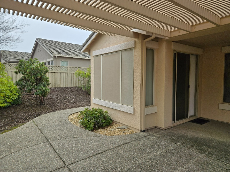 Building Photo - 405 Hopkins Ct