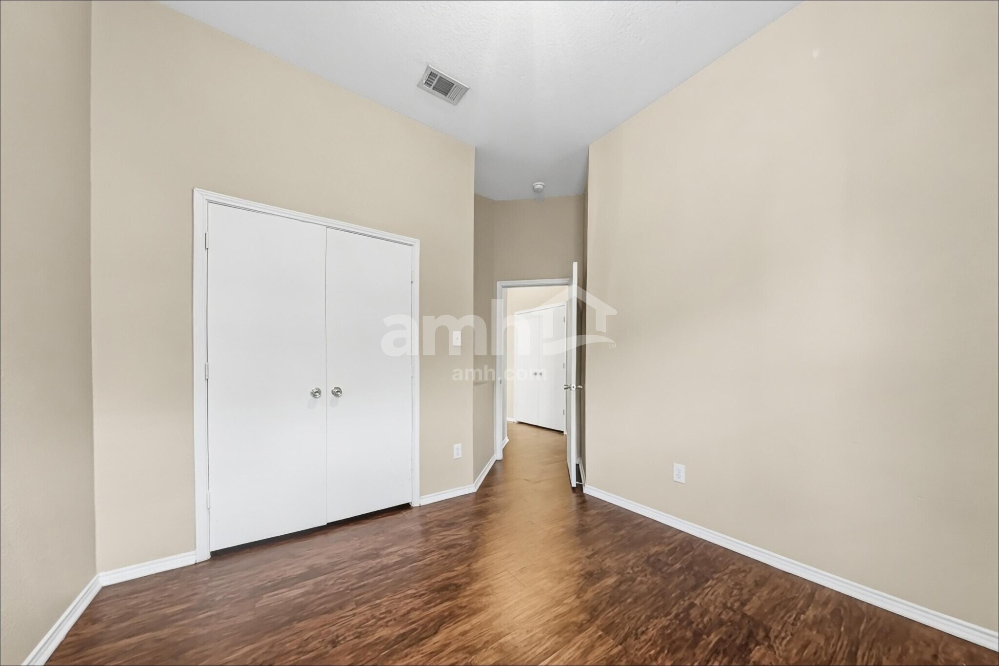 Building Photo - 912 Buffalo Springs Dr