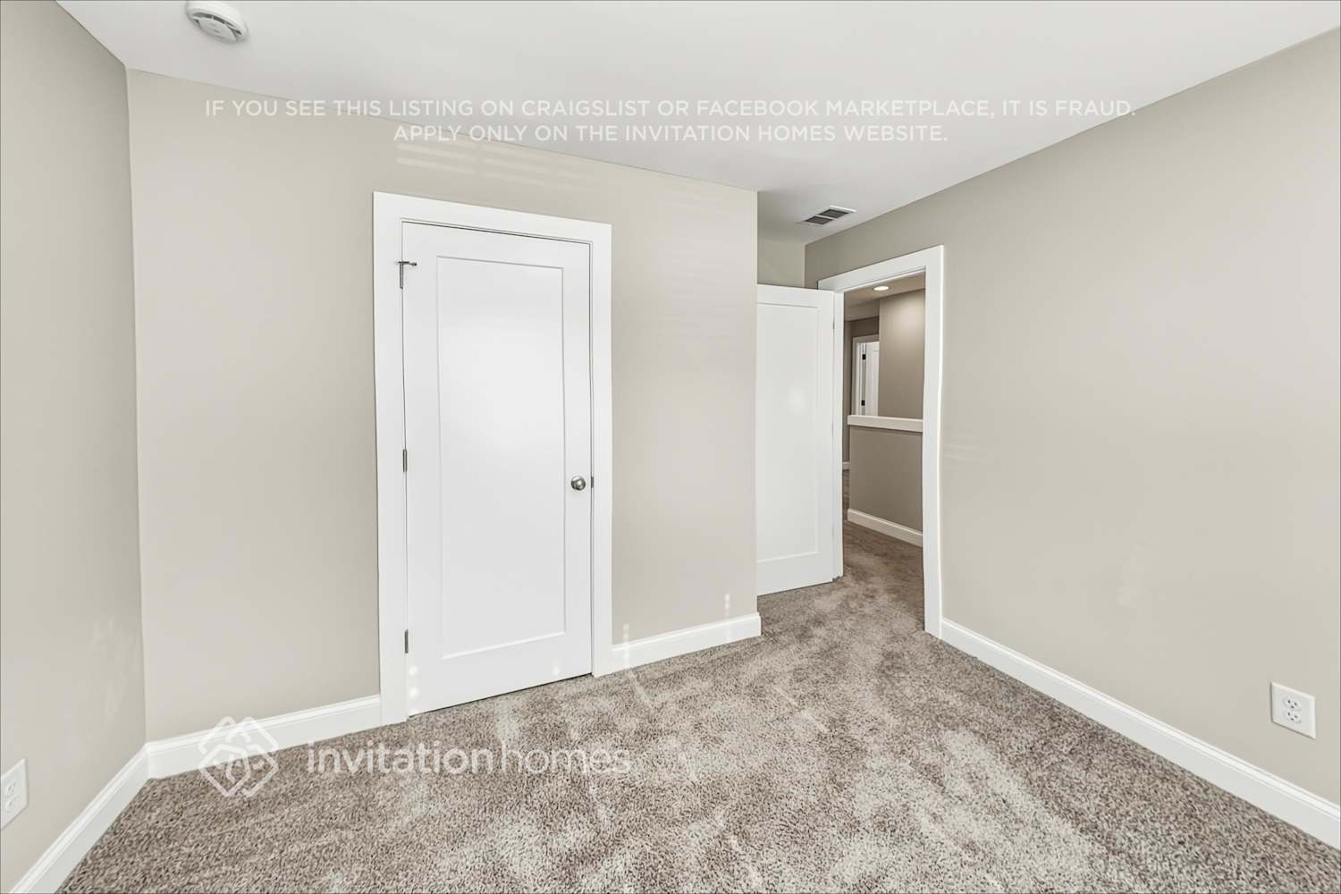 Building Photo - 310 Valley View Dr