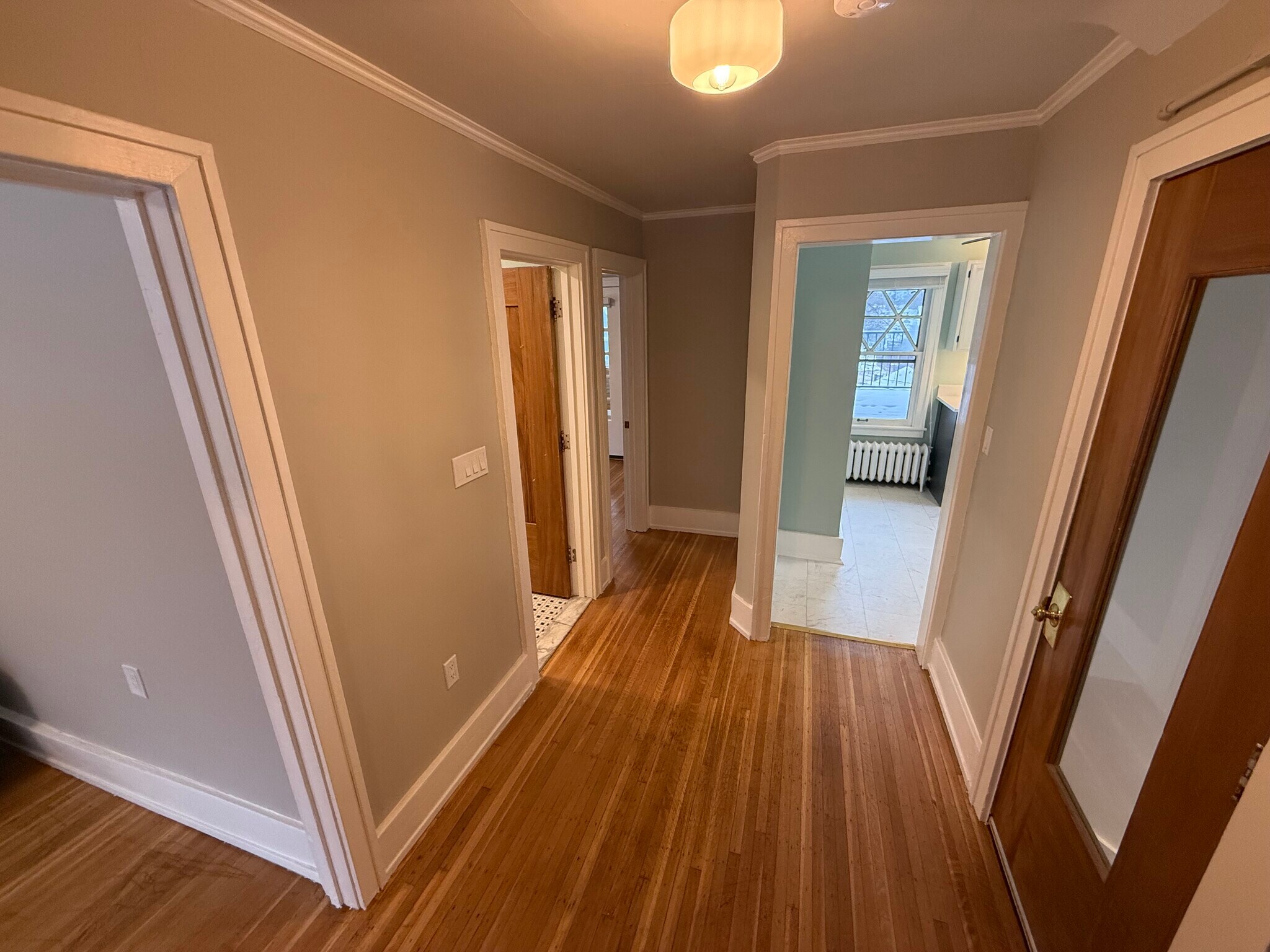 Building Photo - 1160 Monroe Ave