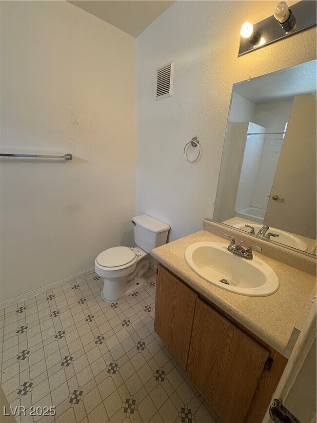 Building Photo - 3961 Danny Melamed Ave