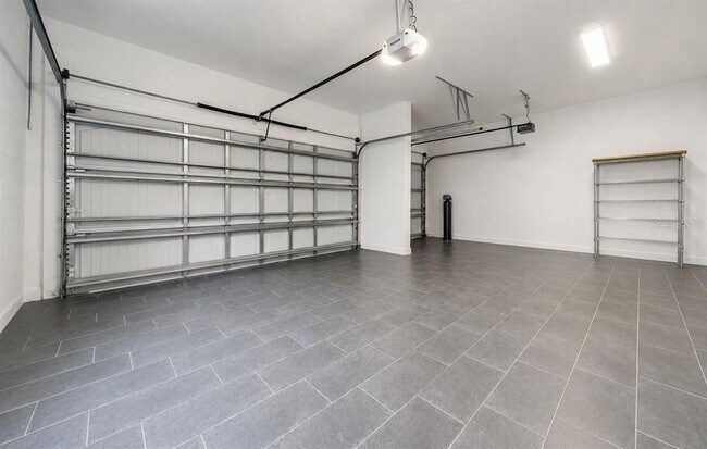 Building Photo - 10359 Henbury St