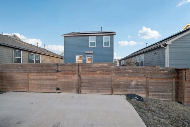 Building Photo - 857 Powell St