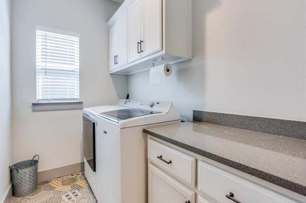 Building Photo - 405 Carneros Dr