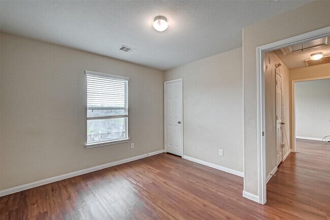 Building Photo - 838 Darbydale Crossing Ln