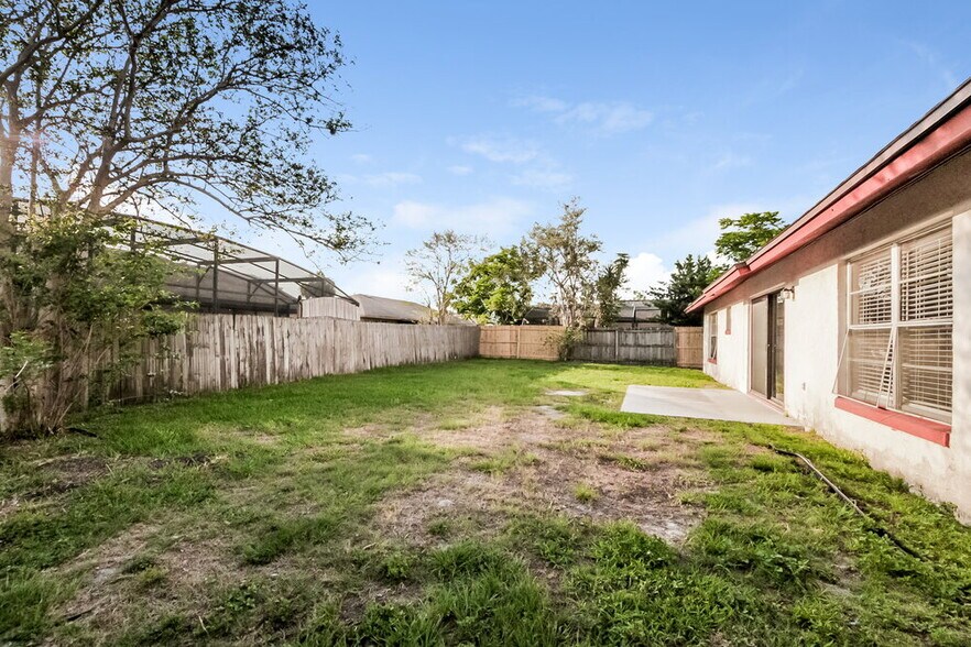 Building Photo - 12020 Sula St