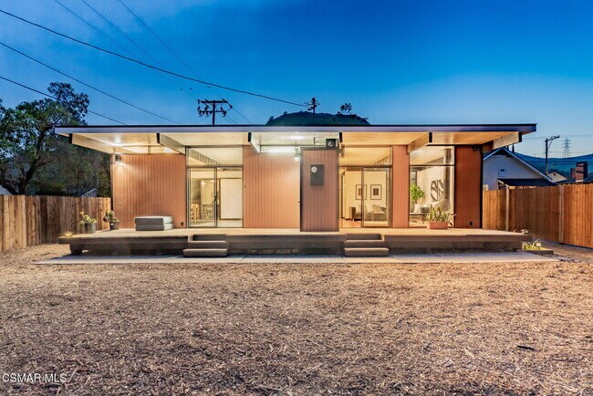 Building Photo - 1411 Ojai Rd