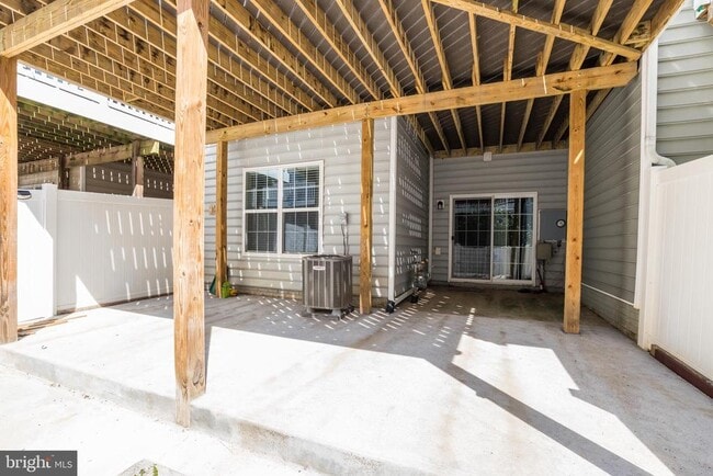 Building Photo - 43583 White Cap Terrace