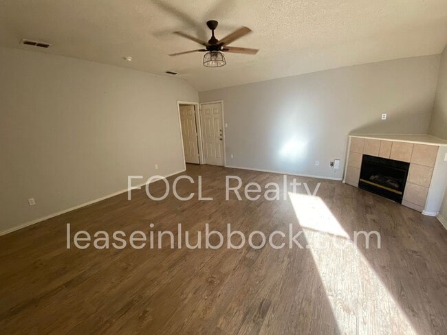 Building Photo - 5822 96th St