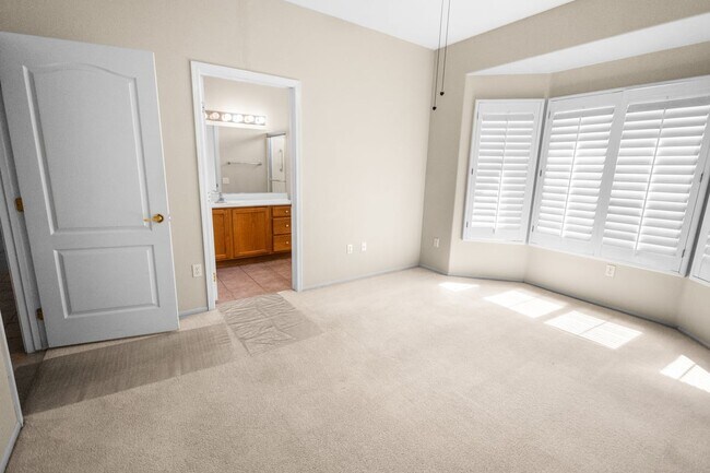 Building Photo - Sun City Grand Home