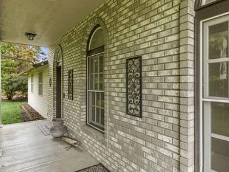 Building Photo - 132 Lloyellen Dr