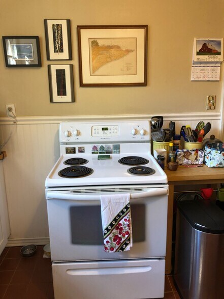 Kitchen - 826 Osceola Ave
