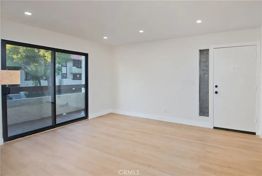 Building Photo - 18028 Saratoga Way