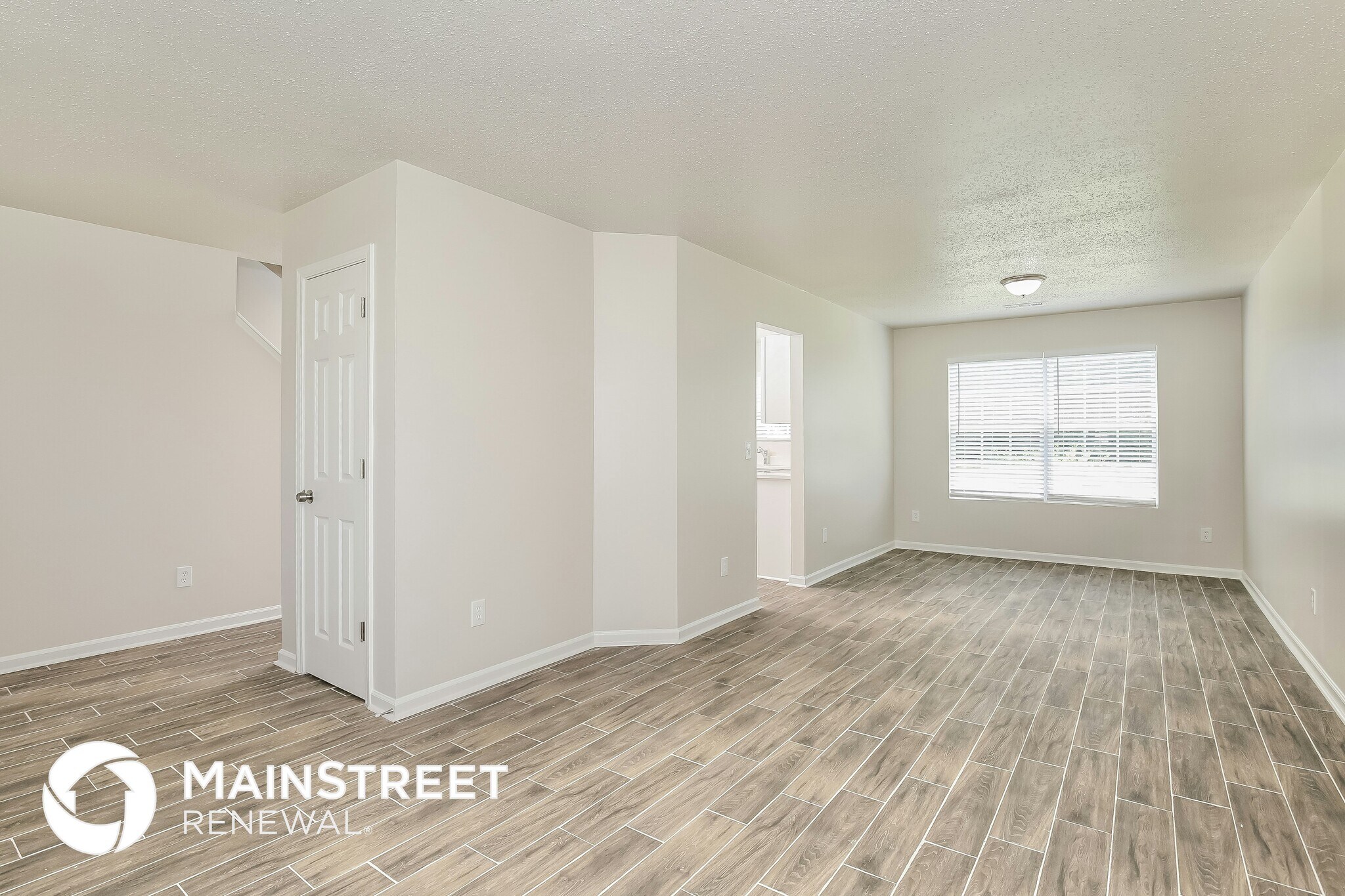 Building Photo - 4078 Clovelly Dr