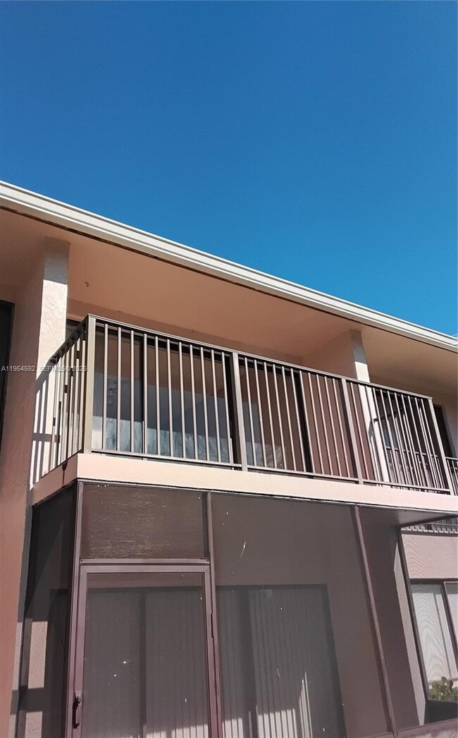 Building Photo - 5901 Washington St