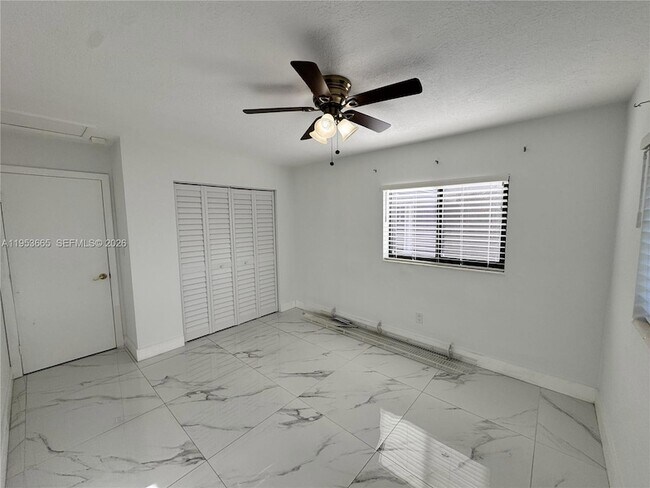 Building Photo - 10394 Fairway Heights Blvd