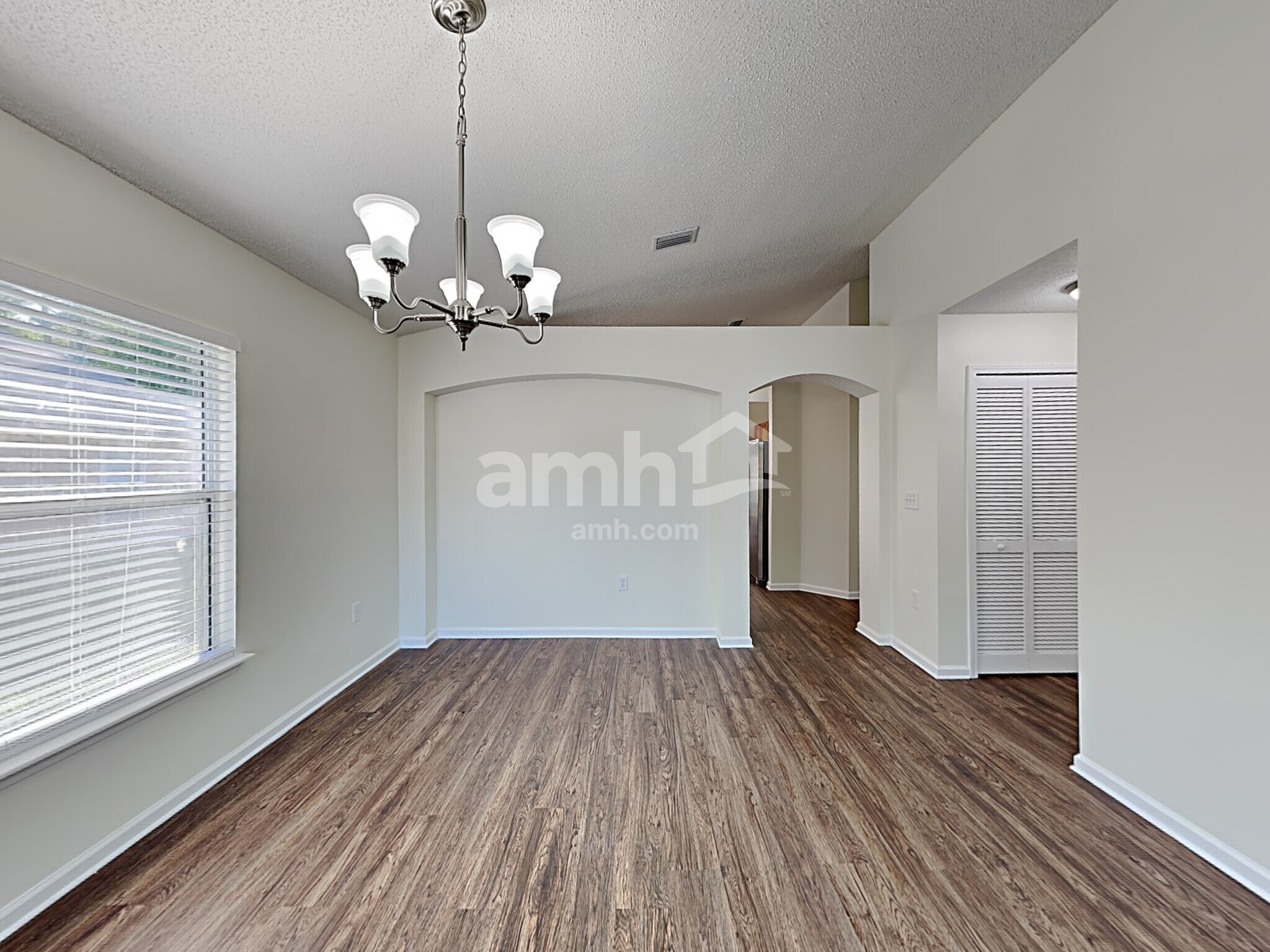 Building Photo - 14213 Fish Eagle Dr E