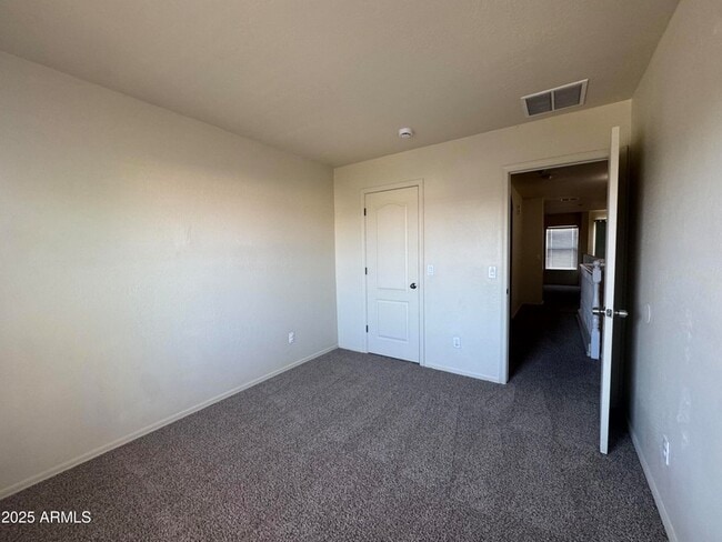 Building Photo - 25184 W Cranston Ln