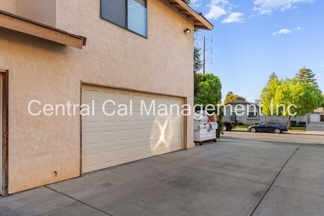Building Photo - 8502 Laborough Dr