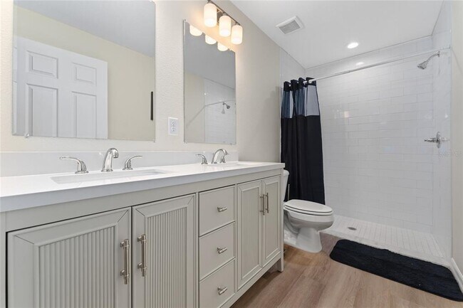 Building Photo - 14 Locust Loop Dr