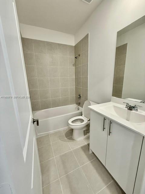 Building Photo - 26865 SW 121st Ave