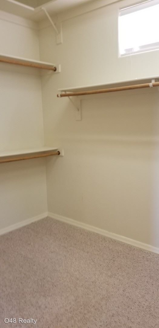 Building Photo - 3 br, 2 bath House - 14032 E Cavedale Dr