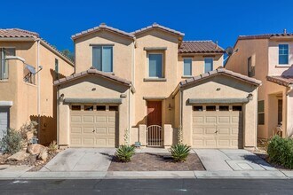 Building Photo - Beautifully Maintained Two-Story Home with...