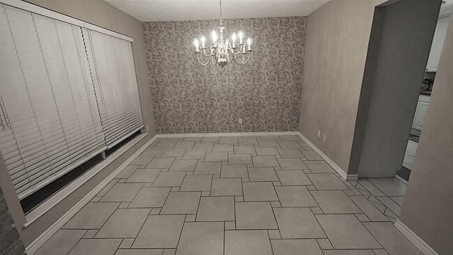 Building Photo - 310 Gentilly Dr