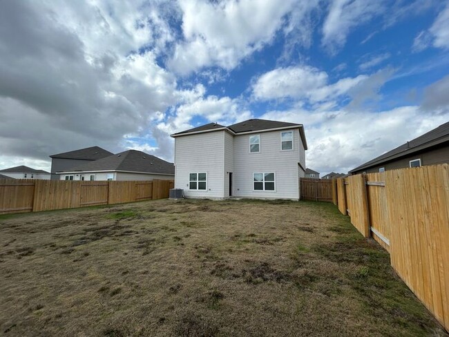 Building Photo - 17017 Dusty Boots Ln