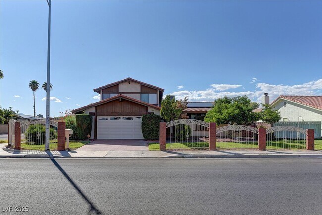 Primary Photo - 3751 El Camino Rd
