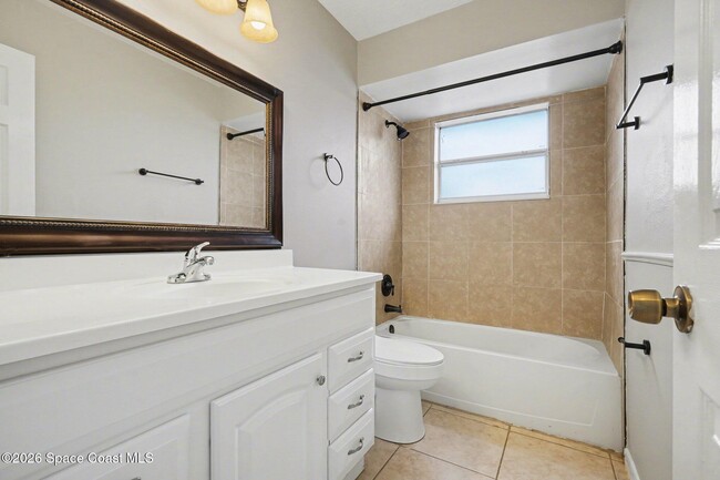 Building Photo - 1309 Gideon St SW