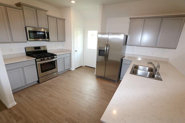 Building Photo - 18527 Gold Holw Ct