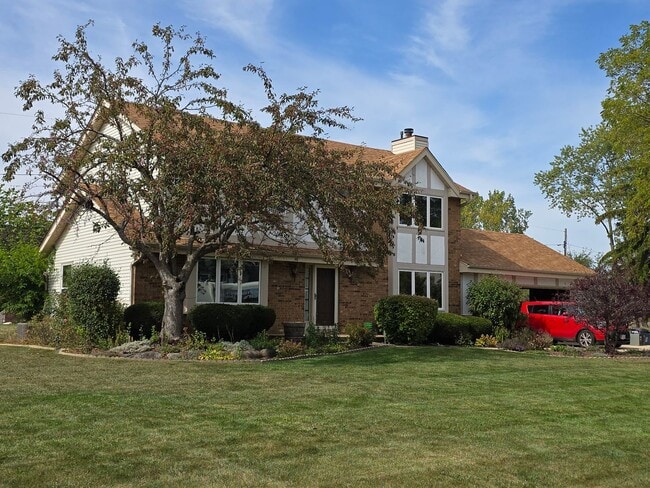 Primary Photo - 4 bedroom home in Pleasant Prairie