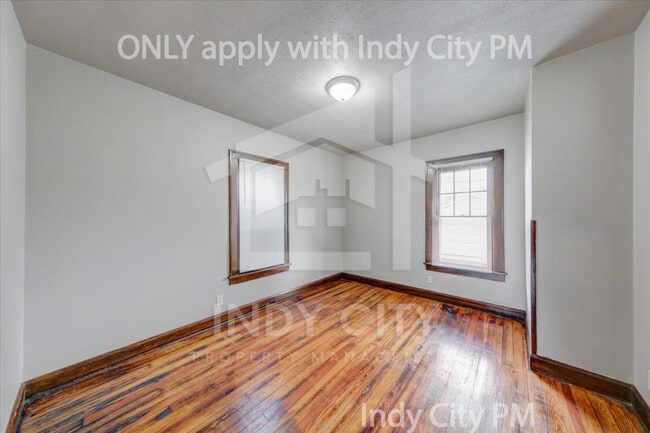 Building Photo - 953 N Linwood Ave