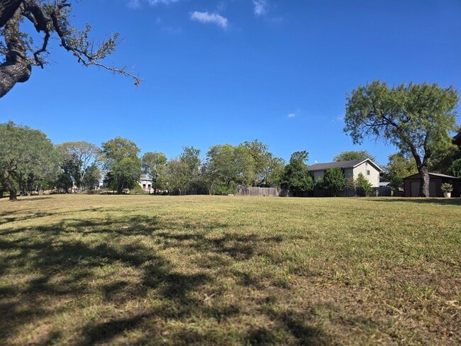 Building Photo - 108 F St