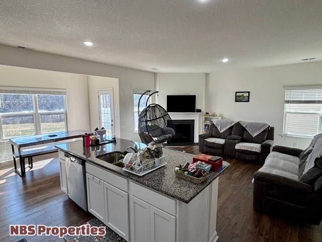 Building Photo - 12020 Spearmint Ln