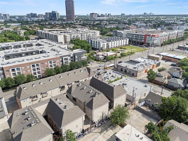 Building Photo - 3200 Ross Ave