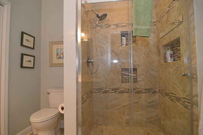 Building Photo - 108 Pelican Dr