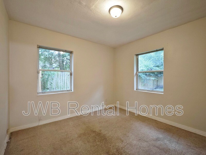 Building Photo - 1292 Peacefield Dr