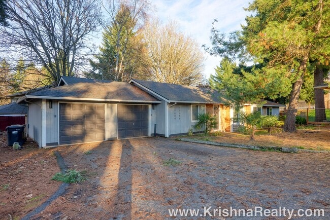 Building Photo - Renovated 2BD/1BA Duplex | Single-Level | Stoneridge – Tualatin