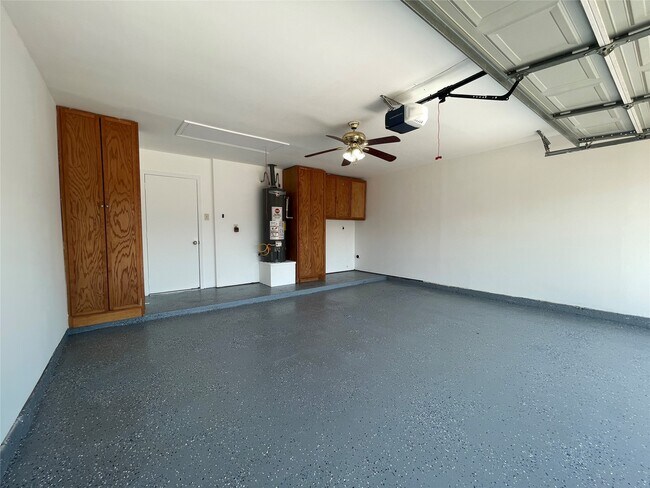 Building Photo - 3611 Shadow Trail