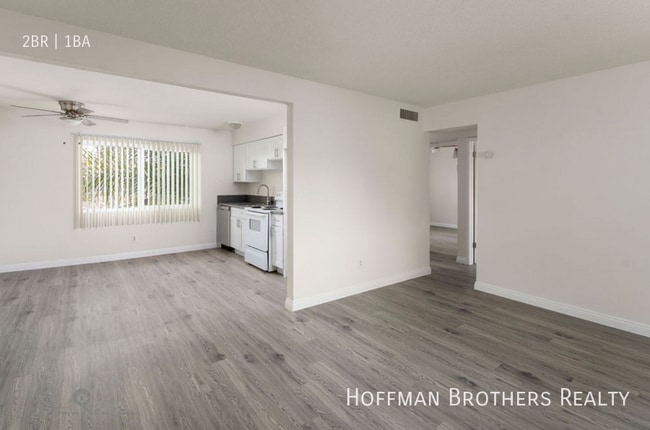 Building Photo - 4235 Columbus St