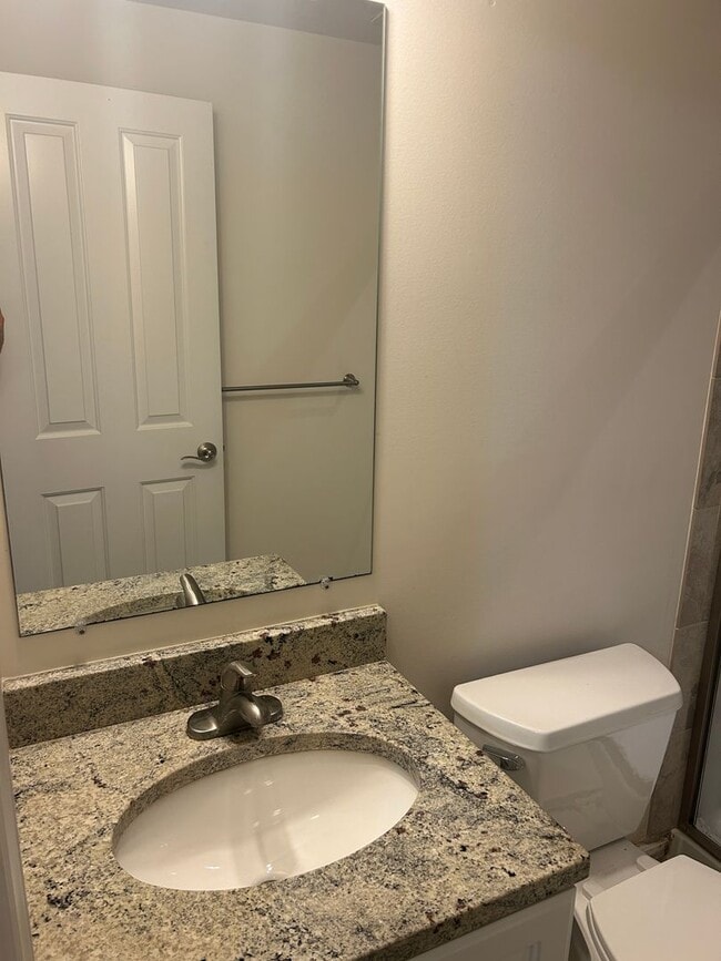 Building Photo - Potomac Chase Townhouse For Lease