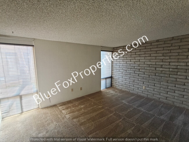Building Photo - 5701 E Glenn St