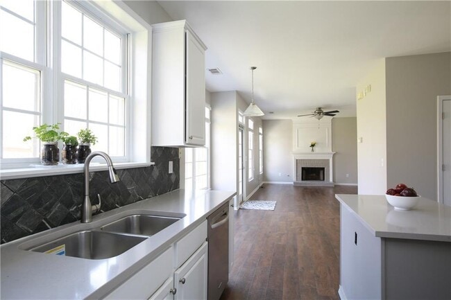 Building Photo - 3050 Winston Terrace Ct