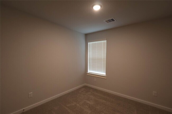 Building Photo - 8506 Blueberry Ash St