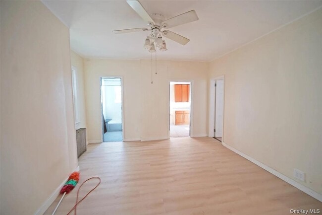 Building Photo - 45 Linden St