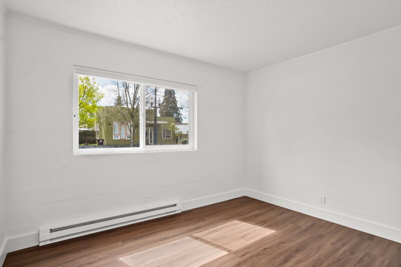 Building Photo - 177 SE 5th Ave