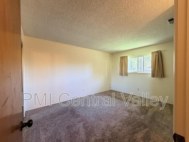 Building Photo - 324 Felton Way