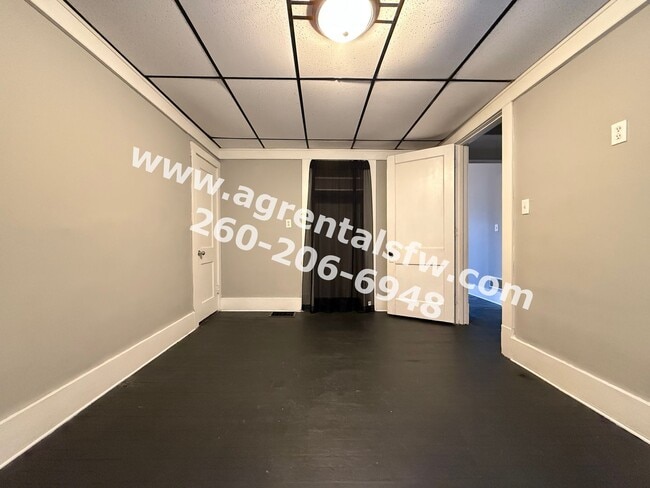 Building Photo - 209 S West St